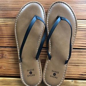 Shade & Shore Ava Flip Flops Size 7